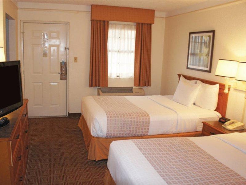 La Quinta By Wyndham I-35 N At Rittiman Rd San Antonio